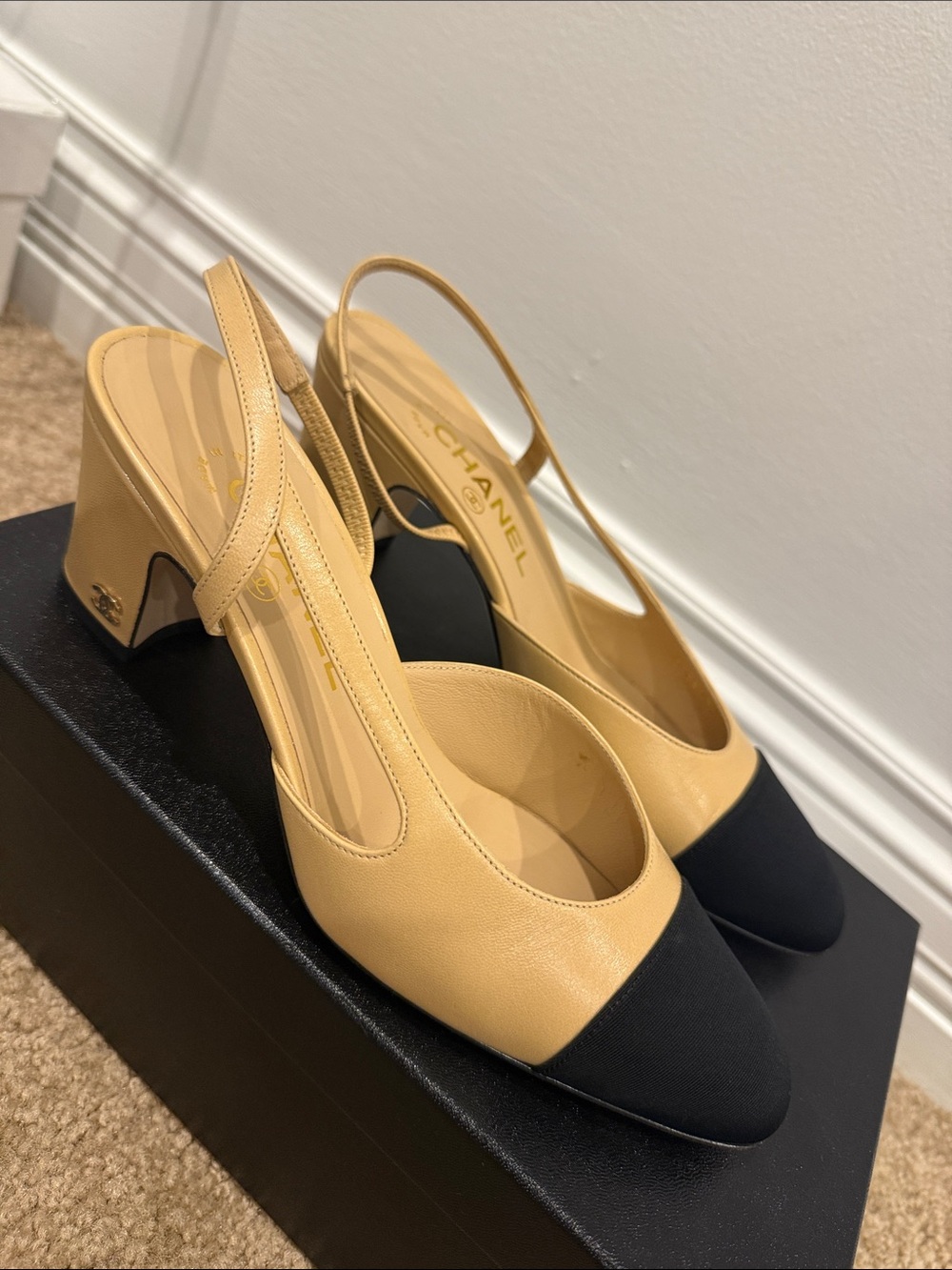 Chanel Classic Two-Tone Slingback Pumps Beige & Black Cap Toe Size 37 Worn Once